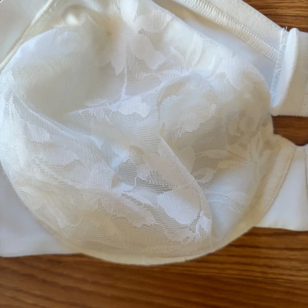 NWT Warners Simply Perfect Underarm Smoothing T-Shirt Bra White Lace 40C
